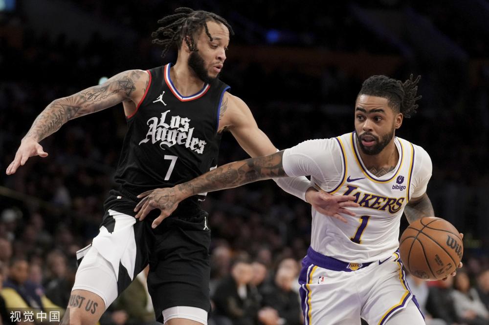 的首发登场 的首发登场