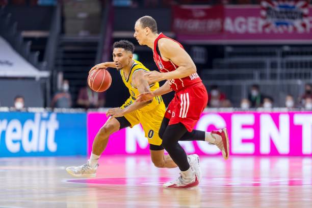 持绝对自信 持绝对自信